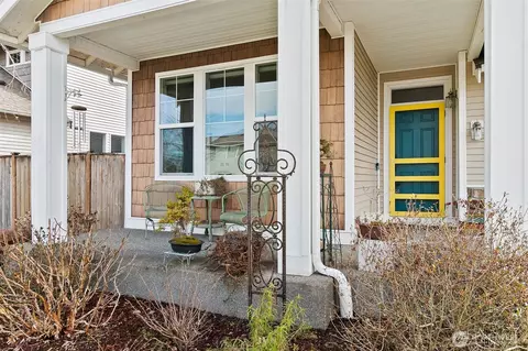 Exterior - 218 Burr St NE, Orting, WA 98360 photo 4 of 9
