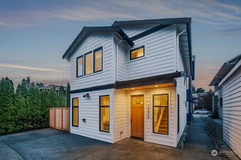 2208 25th Ave E, Seattle, WA 98112