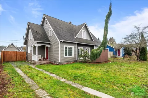 1910 4th St, Marysville, WA 98270