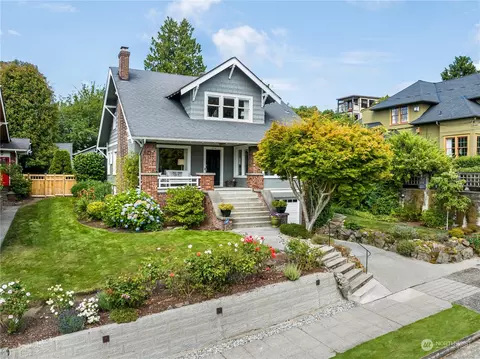 204 N 58th St, Seattle, WA 98103