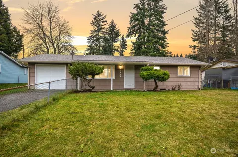17122 127th Ave SE, Renton, WA 98058