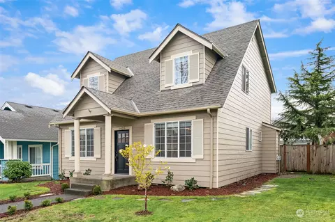1425 Bobs Hollow Ln, Dupont, WA 98327