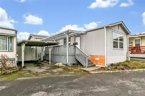 3250 S 181st St, Seatac, WA 98188