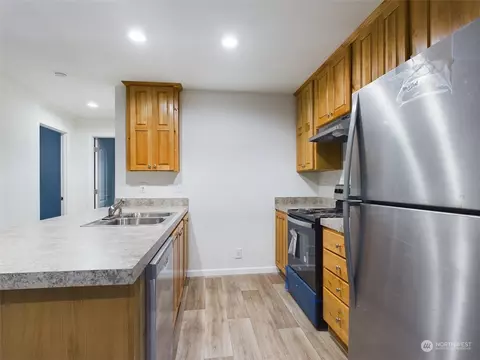 881 Ruby Valley Ct, Maple Falls, WA 98266 photo 7