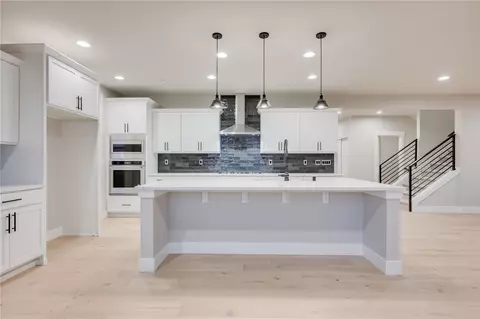Kitchen - 20239 125th Ave NE #SM2-11, Bothell, WA 98011 photo 3 of 5