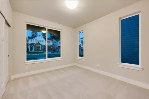 Bedroom - 20239 125th Ave NE #SM2-11, Bothell, WA 98011 photo 1 of 4