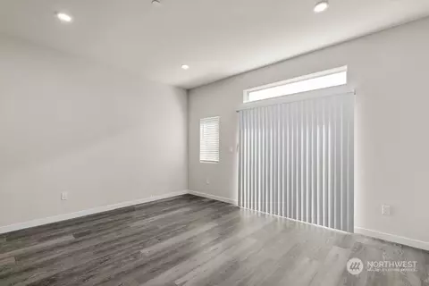16124 Cascadian Way #E7, Bothell, WA 98012 photo 4