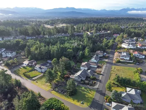 201 Brigadoon Blvd, Sequim, WA 98382 photo 3