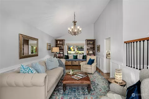 Living - 2330 Bayview Pl, Everett, WA 98203 photo 1 of 4