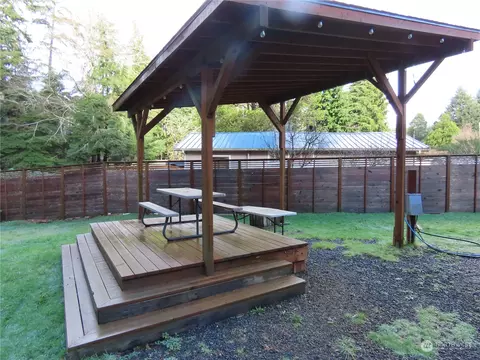 21 Nelson Pl, Copalis Beach, WA 98535