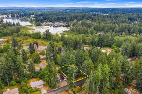7509 13th Ave SE, Olympia, WA 98503