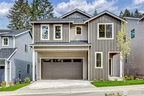 331 NE Shadowhawk Ln, Bremerton, WA 98311