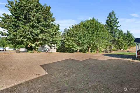 Exterior - 2109 Hawks View Ln, Winlock, WA 98596 photo 4 of 5
