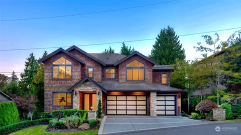 10111 NE 16th Pl, Bellevue, WA 98004