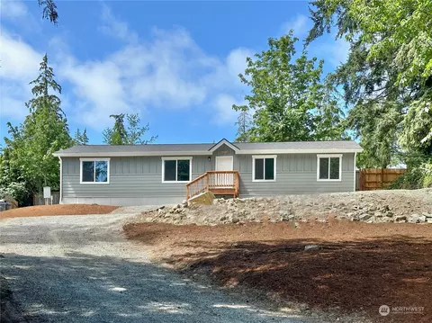 1604 Lake Dr, Camano Island, WA 98282