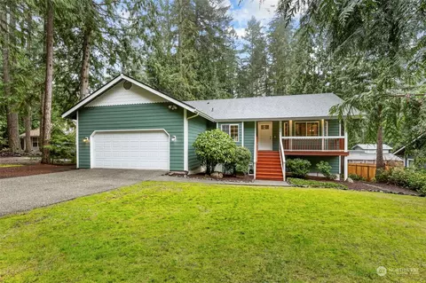 72 Sayward Ln, Port Ludlow, WA 98365