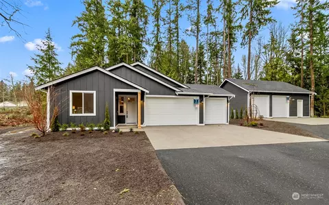 19119 92nd Ave NW #A, Stanwood, WA 98292