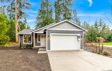 19119 92nd Ave NW #B, Stanwood, WA 98292