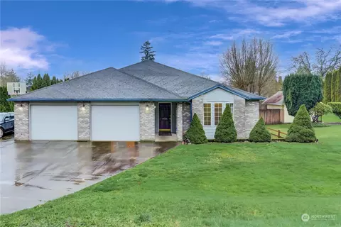 3329 Pacific Way, Longview, WA 98632