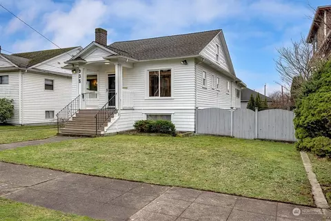 935 NW 61st St, Seattle, WA 98107