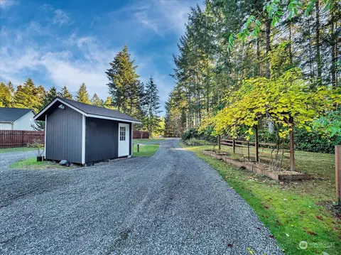 300 E Leffler Loop Rd, Grapeview, WA 98546 photo 23