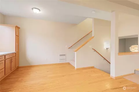 Living - 512 95th Ct SE, Everett, WA 98208 photo 5 of 5