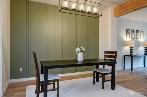 Dining - 511 Pilchuck Path, Everett, WA 98201 photo 3 of 5