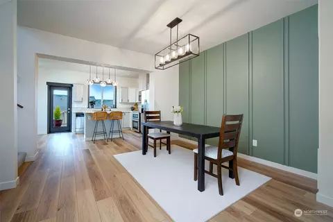 Dining - 511 Pilchuck Path, Everett, WA 98201 photo 4 of 5