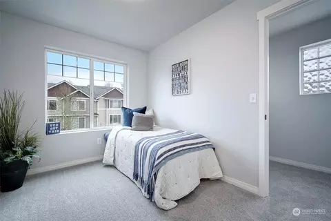 Bedroom - 511 Pilchuck Path, Everett, WA 98201 photo 3 of 4
