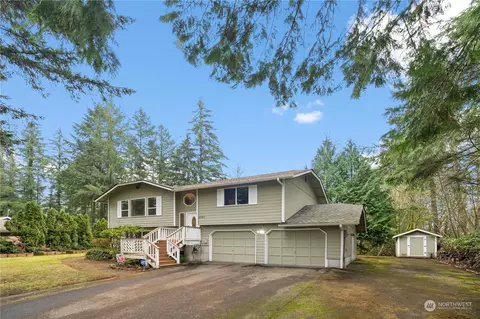 2741 SE Arthur Ct, Port Orchard, WA 98367