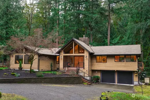 12224 210th Pl SE, Issaquah, WA 98027