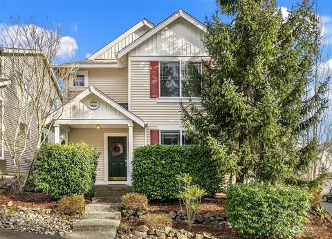 36702 SE Gravenstein Ct, Snoqualmie, WA 98065
