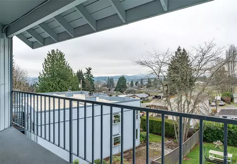 1541 Sheridan Rd #C-3, Bremerton, WA 98310