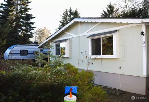 247 E Rain St NE, Ocean Shores, WA 98569
