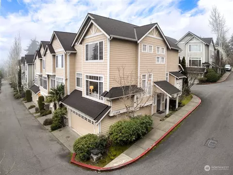 11899 SE 4th Pl #603, Bellevue, WA 98005