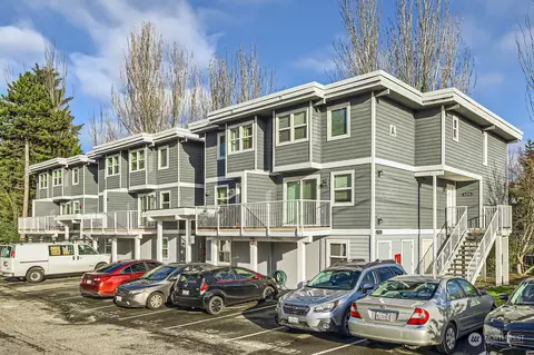 6703 204th St SW #A103, Lynnwood, WA 98036