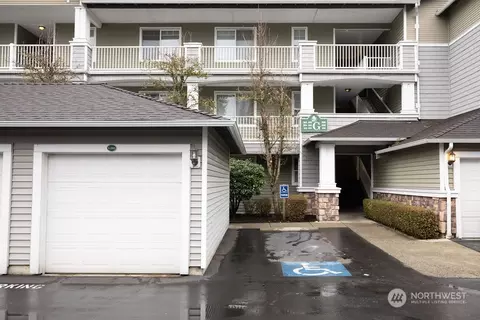12712 Admiralty Way #G205, Everett, WA 98204