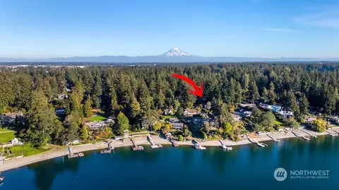 6608 SW Hilltop Ln, Lakewood, WA 98499