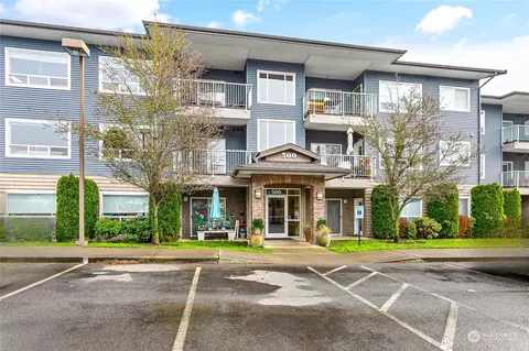 500 Darby Dr #307, Bellingham, WA 98226