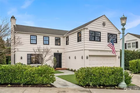 2223 Waverly Way E, Seattle, WA 98112