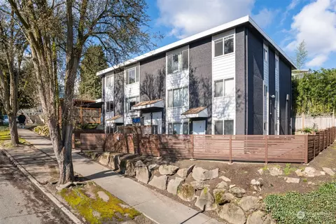 3000 E Spruce St, Seattle, WA 98122