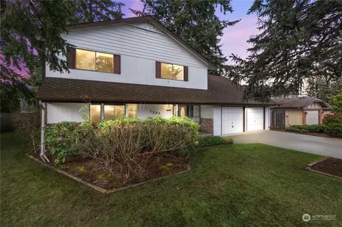 1236 Coral Dr, Fircrest, WA 98466