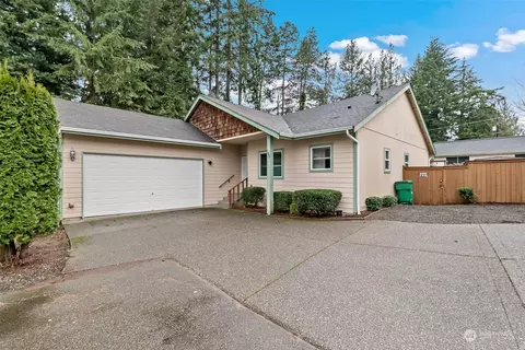 146 Gazebo St, Port Orchard, WA 98366