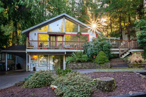4 Topside Ct, Bellingham, WA 98229