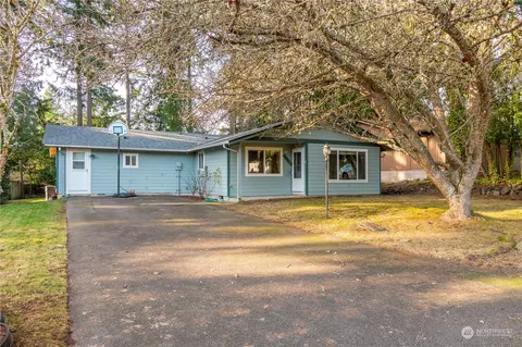 1206 Stevens St, Steilacoom, WA 98388