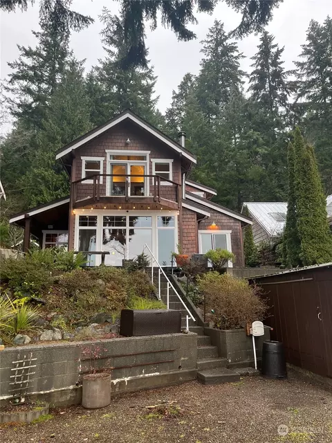 12911 NE North Shore Rd, Belfair, WA 98528