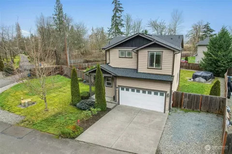 17609 146th Ave E, Orting, WA 98360