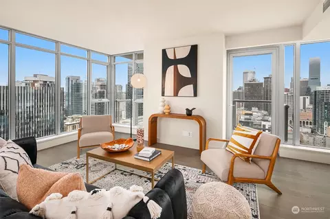 588 Bell St #3303S, Seattle, WA 98121