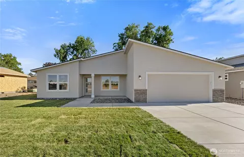518 S Dorsing St, Moses Lake, WA 98837