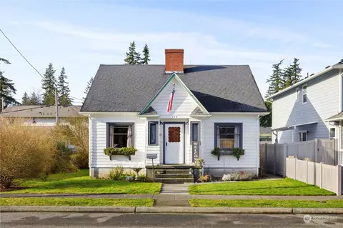 424 S Olympic Ave, Arlington, WA 98223